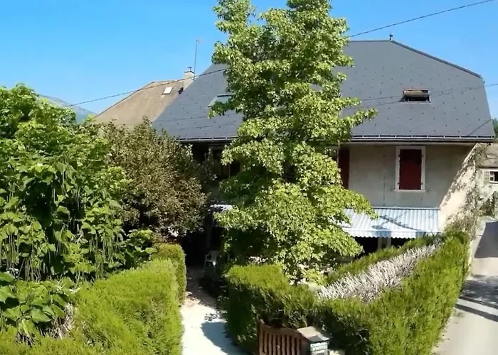 Bed & Breakfast Maison De Marie 3*
